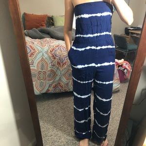 Tie dye blue jumpsuit w pockets